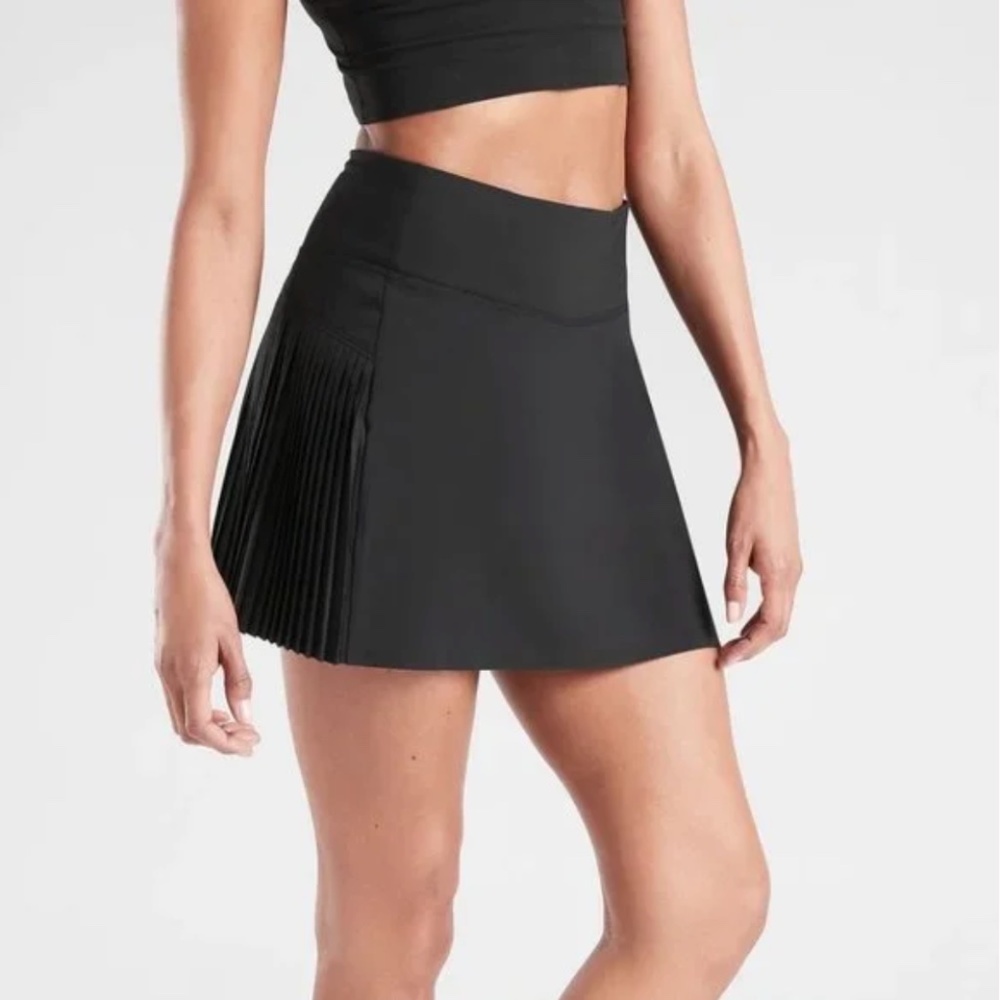 Athleta Backspin Pleated Skort - Small